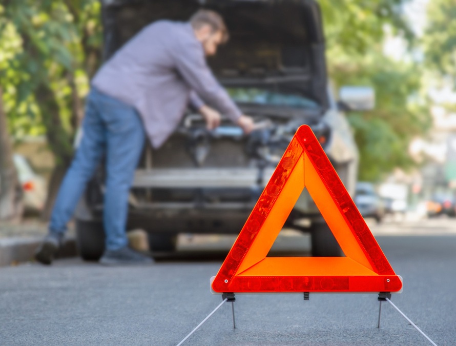 Obavezna oprema u vozilu – šta kaže zakon, a šta preporučuju stručnjaci